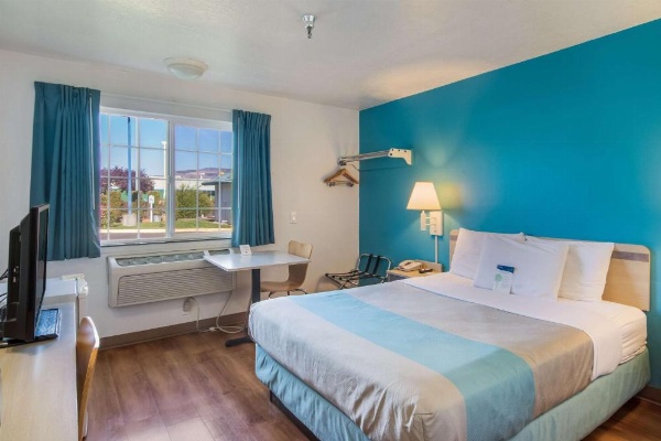 Motel 6-The Dalles, OR image 17