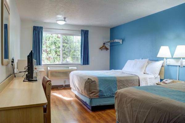 Motel 6-The Dalles, OR image 27