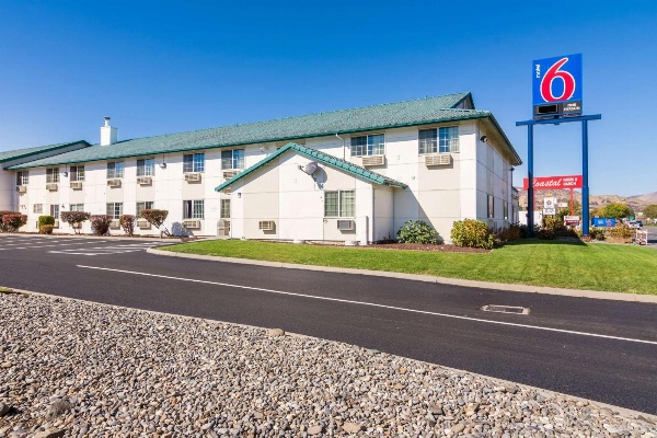 Motel 6-The Dalles, OR image 3