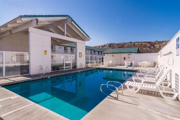 Motel 6-The Dalles, OR image 5